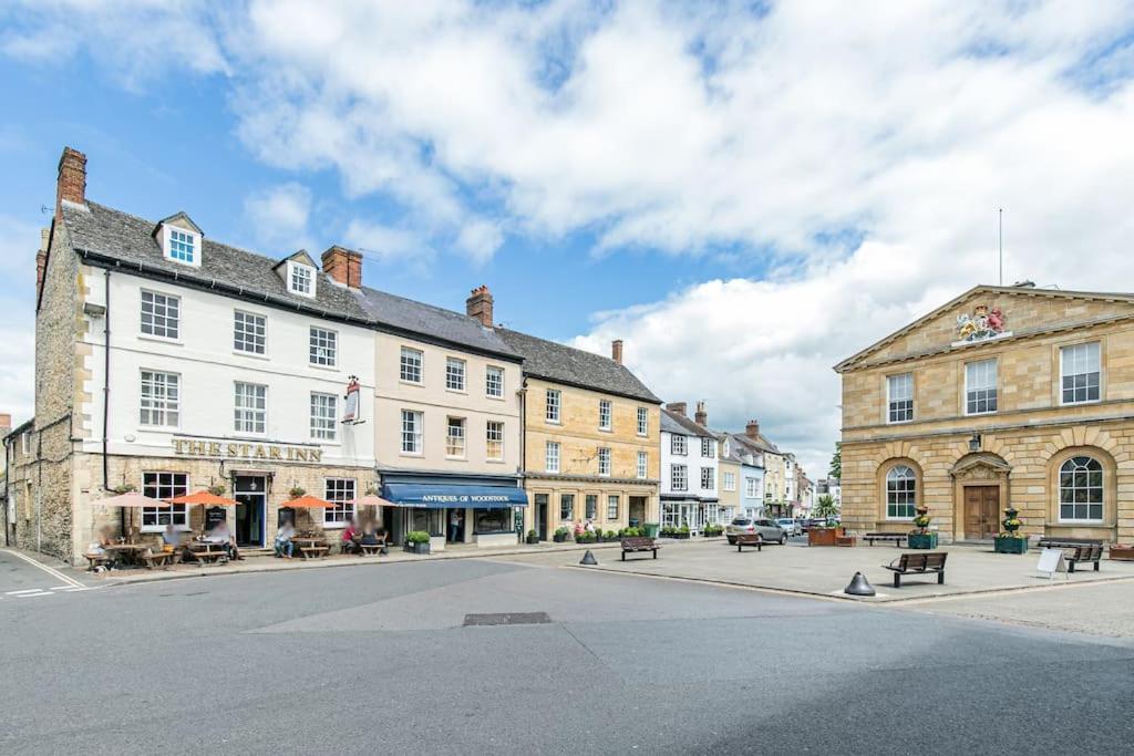 Oxfordshire Living - The Vanbrugh Apartment - Woodstock Ngoại thất bức ảnh